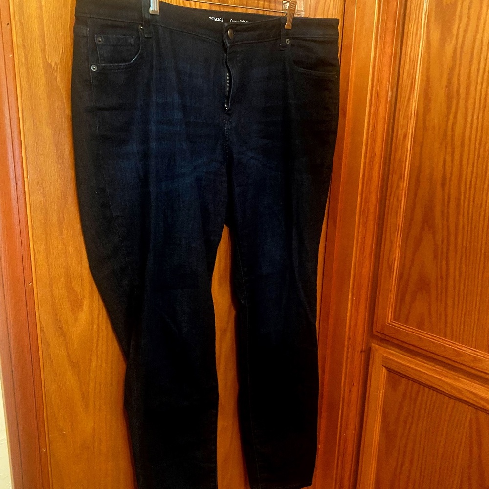 Amazon Essentials Curvy Skinny Jeans, Dark Wash, 20 Long